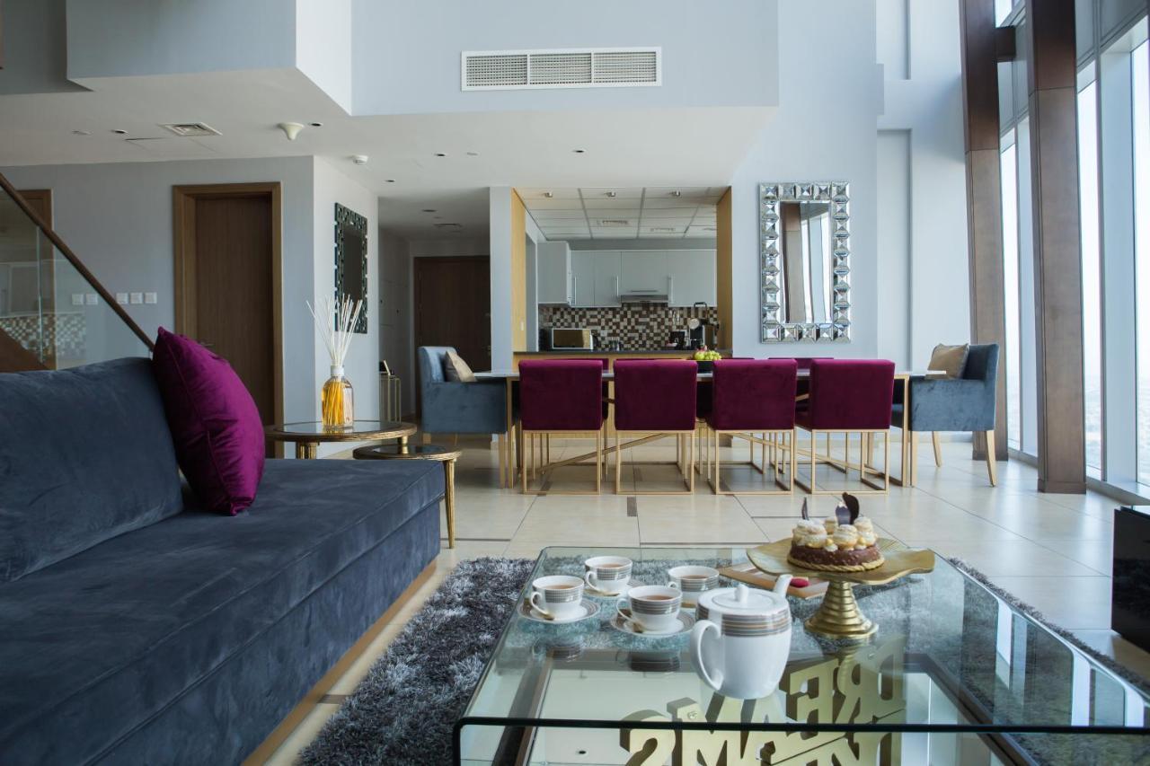 Dream Inn Apartments - 48 Burj Gate Downtown Skyline Views Dubái Habitación foto