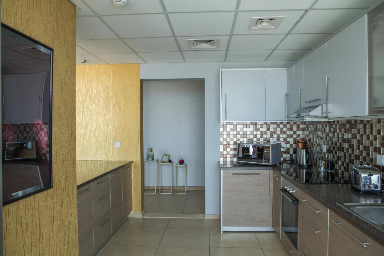 Dream Inn Apartments - 48 Burj Gate Downtown Skyline Views Dubái Habitación foto
