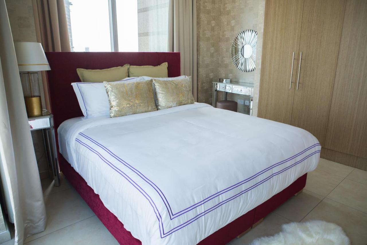 Dream Inn Apartments - 48 Burj Gate Downtown Skyline Views Dubái Habitación foto